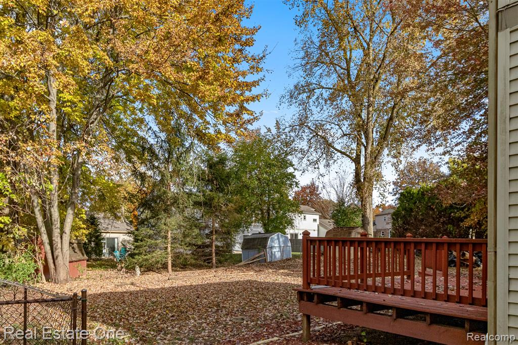 7985 Faircrest Drive, Ypsilanti, MI 48197 — Photo 47