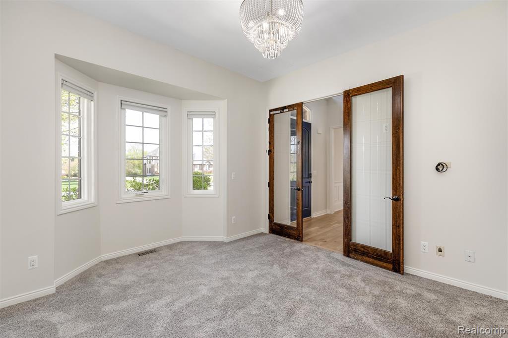 2862 Bay Hill Court, Oakland, MI — Photo 5
