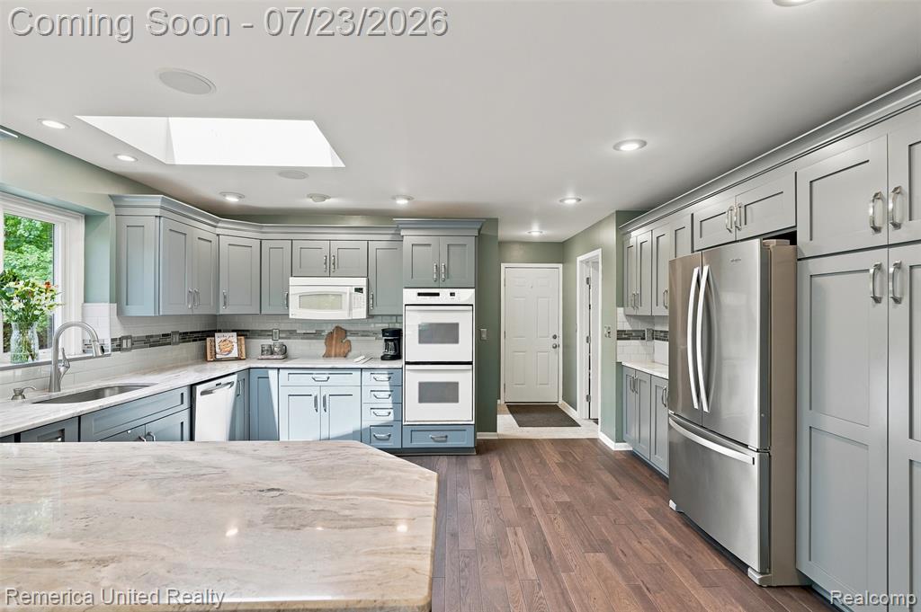 11922 Cody Creek Court, South Lyon, MI 48178 — Photo 22