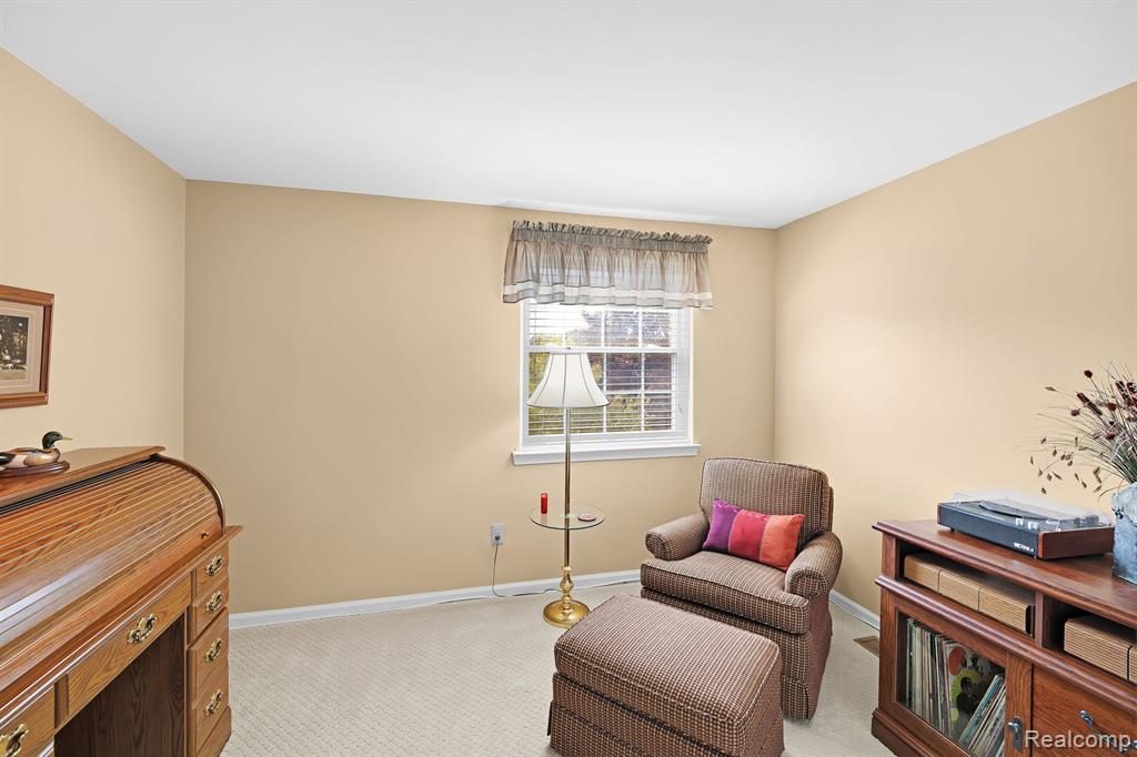 21226 W GLEN HAVEN Circle, Northville, MI 48167 — Photo 20