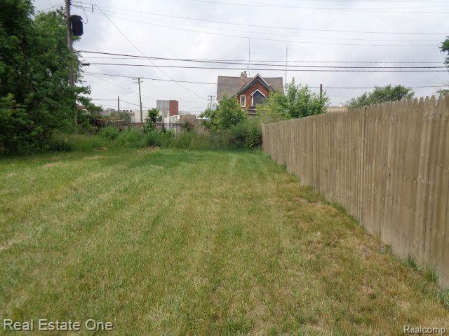 3301 VINEWOOD Street, Detroit, MI 48208 — Photo 4
