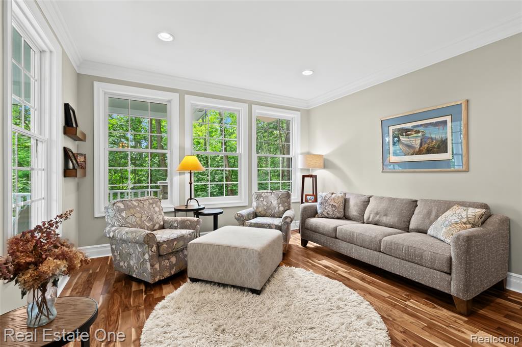 477 E Commerce Street, Milford, MI 48381 — Photo 5