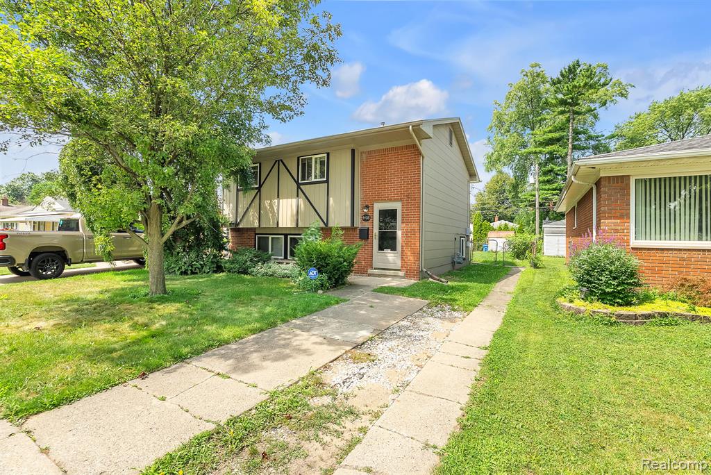 4408 Campbell Street, Dearborn Heights, MI 48125 — Photo 9