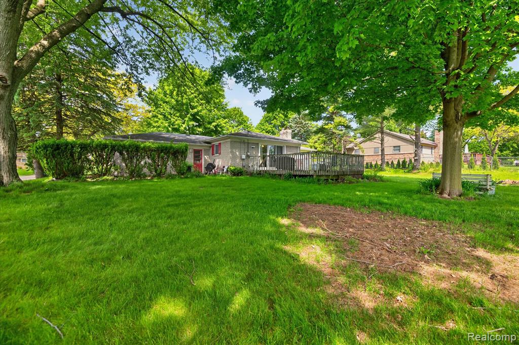 64400 Tipperary Drive, Washington, MI 48095 — Photo 35
