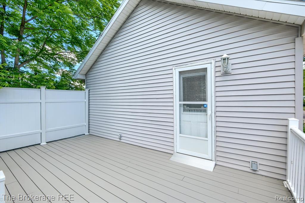 1314 Carman Street, Burton, MI 48529 — Photo 34