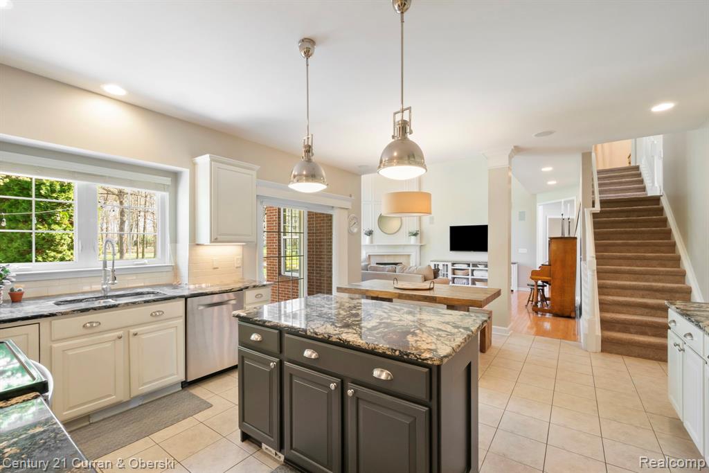 48742 Tanglewood Drive, Macomb, MI 48044 — Photo 29