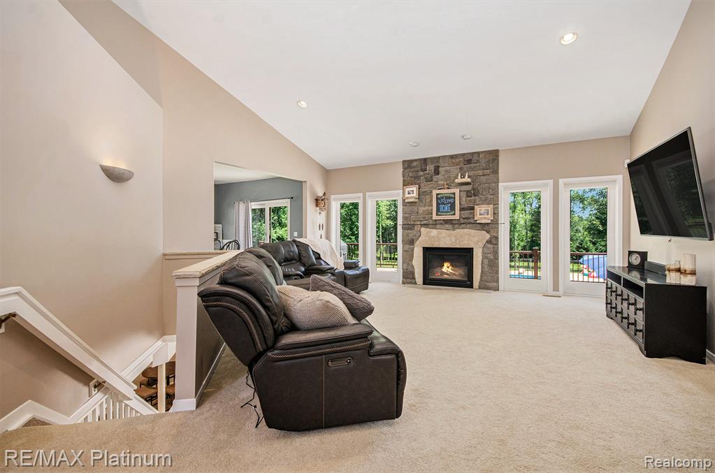 4090 ROLLING ACRES DRIVE, Hartland, MI 48353 — Photo 10