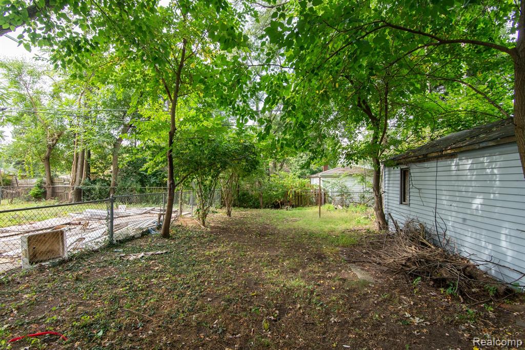 326 Eastlawn Street, Detroit, MI 48215 — Photo 60