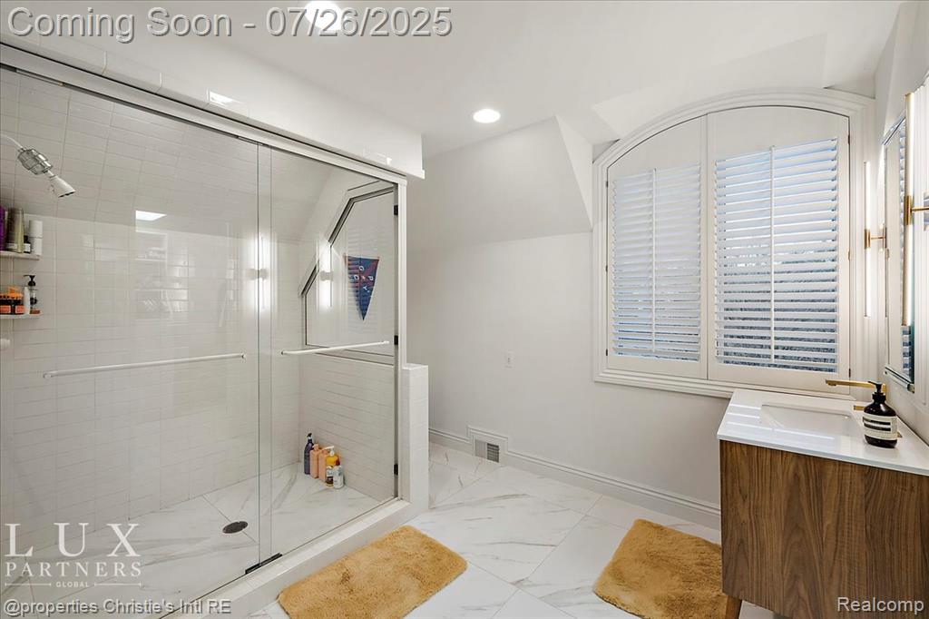 1010 LAKE SHORE Road, Grosse Pointe Shores, MI 48236 — Photo 35