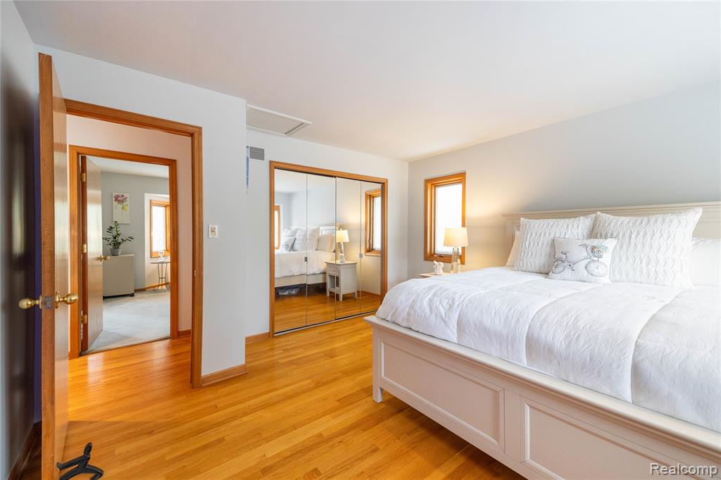 29462 East River Road, Grosse Ile, MI 48138 — Photo 42