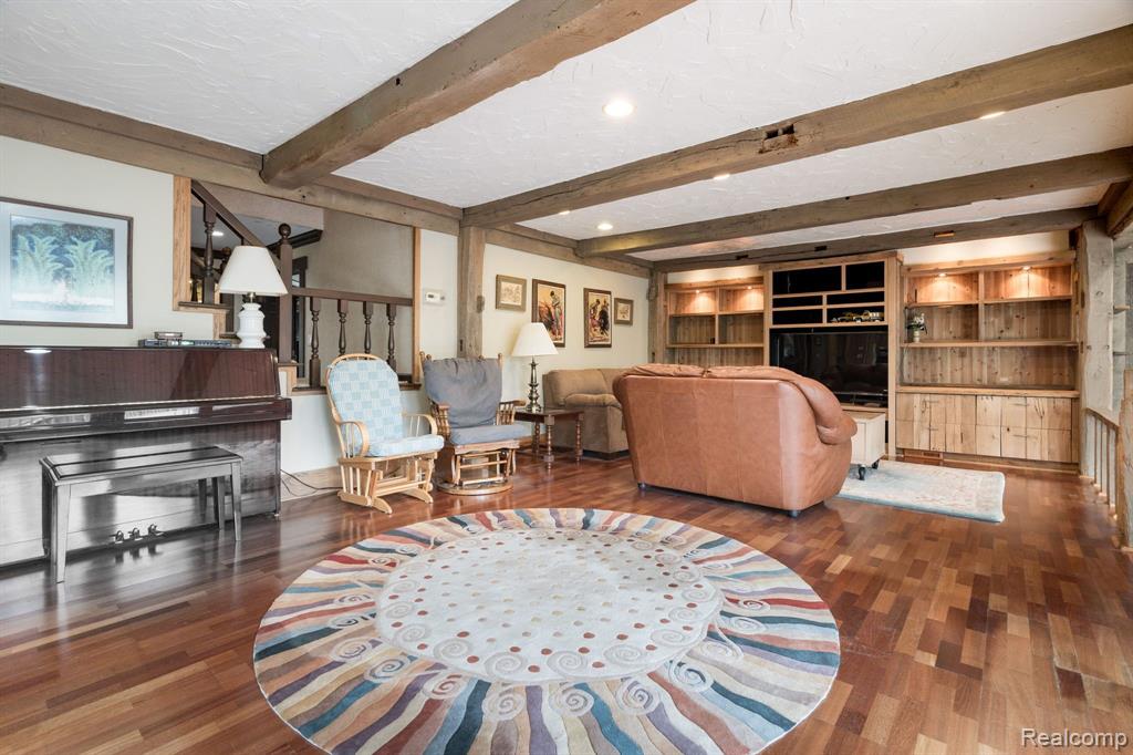 6609 Bloomfield Lane, West Bloomfield, MI — Photo 10