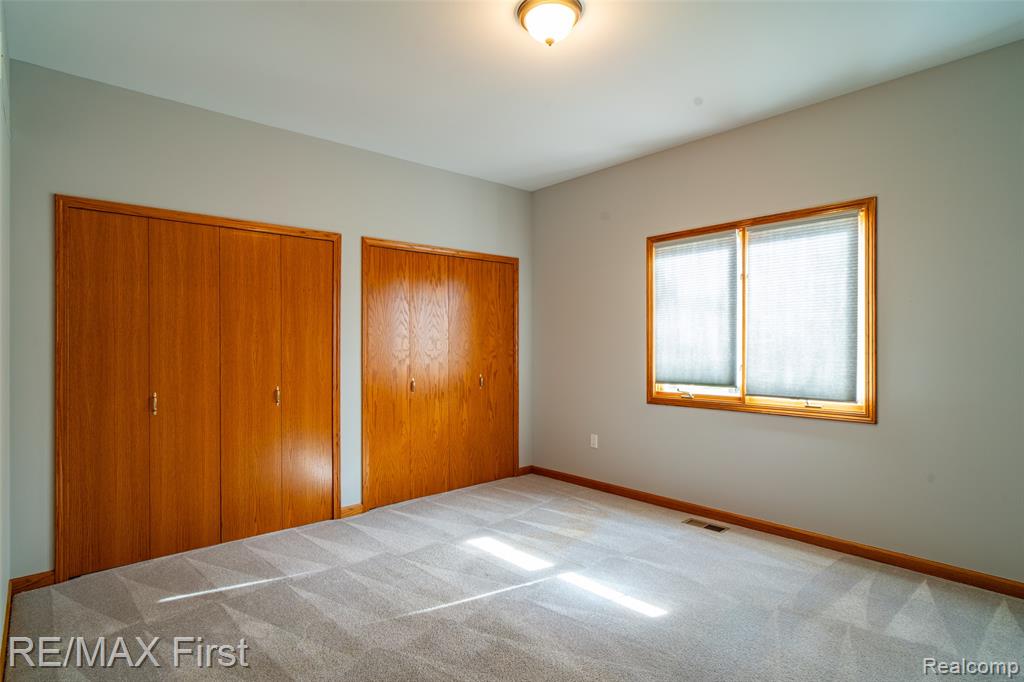 47368 Dove Court, Shelby Twp, MI 48315 — Photo 34