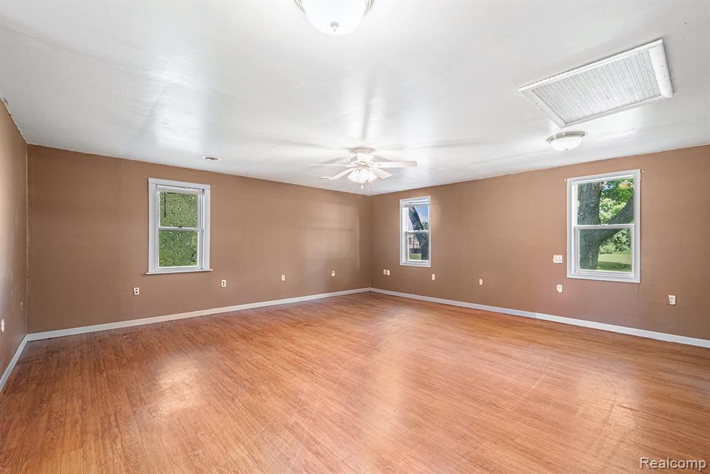 8257 N Genesee Road, Mount Morris, MI 48458 — Photo 4