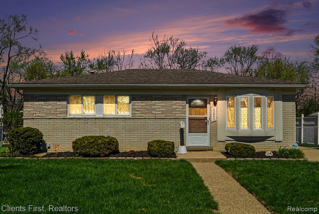 22952 Tuck Road, Farmington, MI 48336 — front exterior