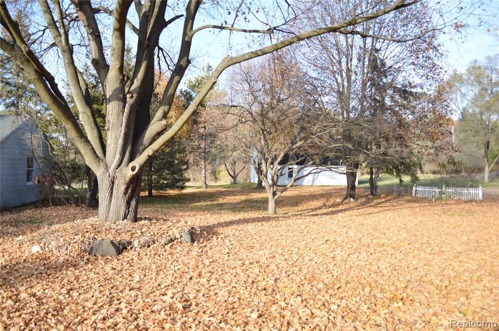 8344 Ellis, Clarkston, MI — Photo 2