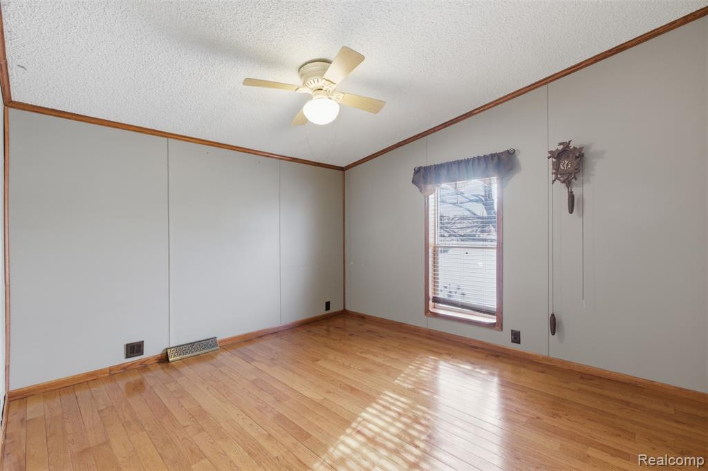 1983 Oak Street, Newport, MI 48166 — Photo 19
