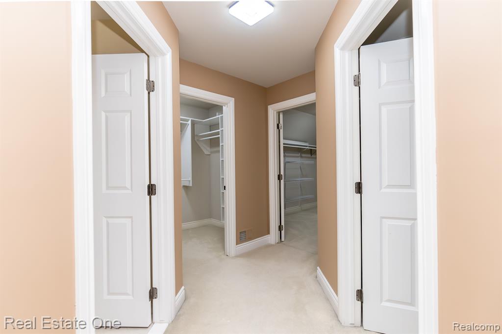 18090 Peninsula Way, Northville, MI 48168 — Photo 61