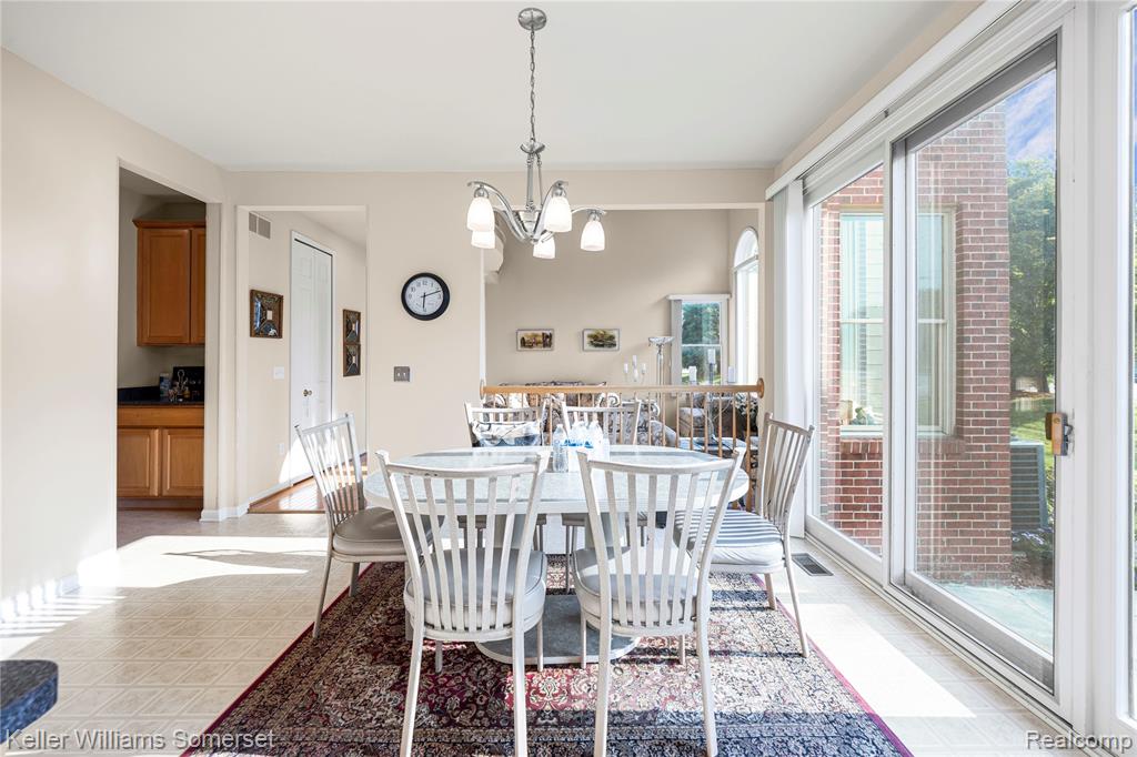 41659 Touchstone Drive, Sterling Heights, MI 48314 — Photo 20