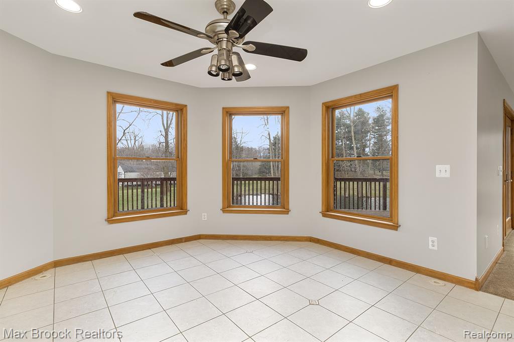 6426 OAK GROVE Road, Howell, MI 48855 — Photo 21