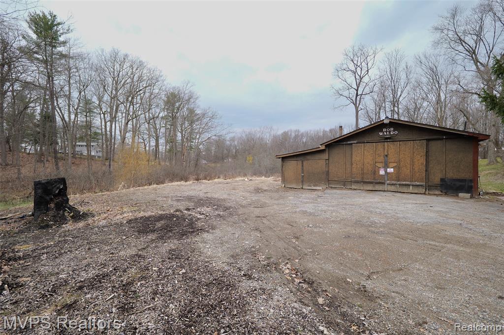 1721 Moffat Road, Leonard, MI 48367 — Photo 18