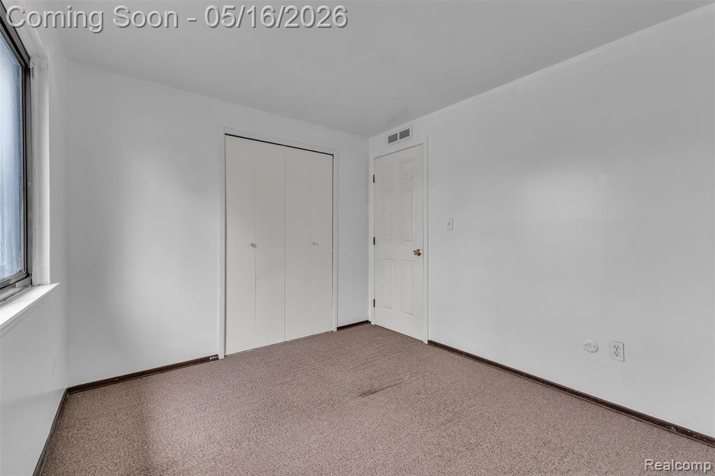 11 Faust Court, Ann Arbor, MI 48108 — Photo 18