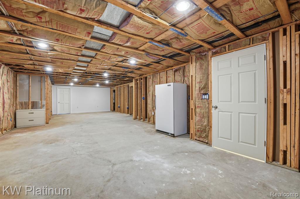 3365 Shorewood Avenue, Fort Gratiot, MI 48059 — Photo 33