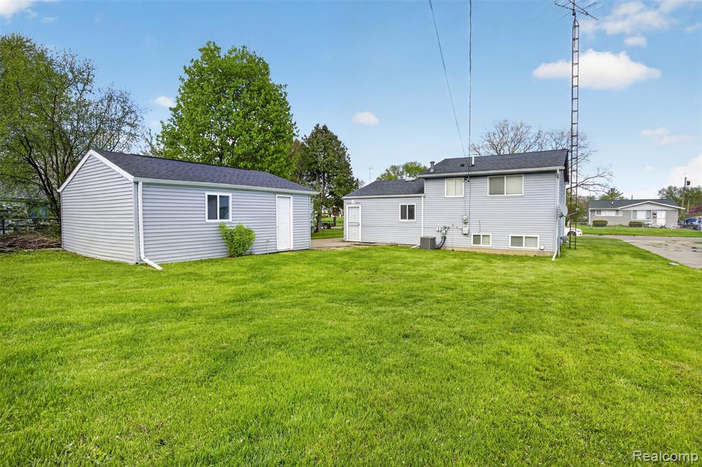 6169 Neff Road, Mount Morris, MI 48458 — Photo 43