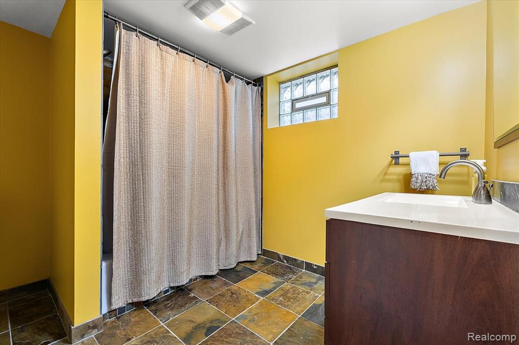 716 W Lincoln Street, Birmingham, MI 48009 — Photo 30