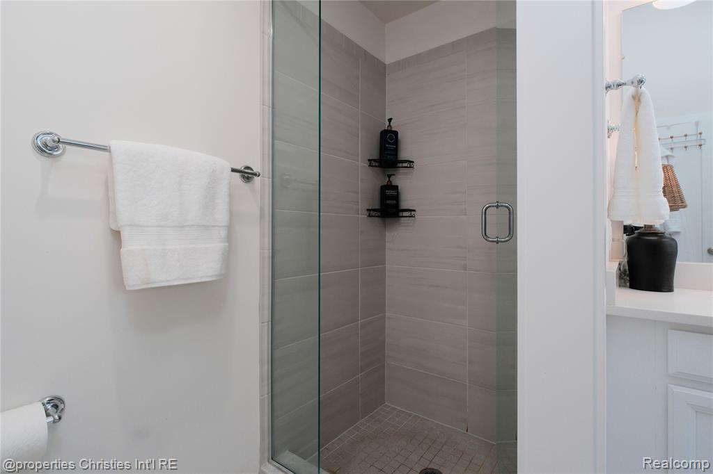 2882 Hardwick Road, Ann Arbor, MI 48105 — Photo 27