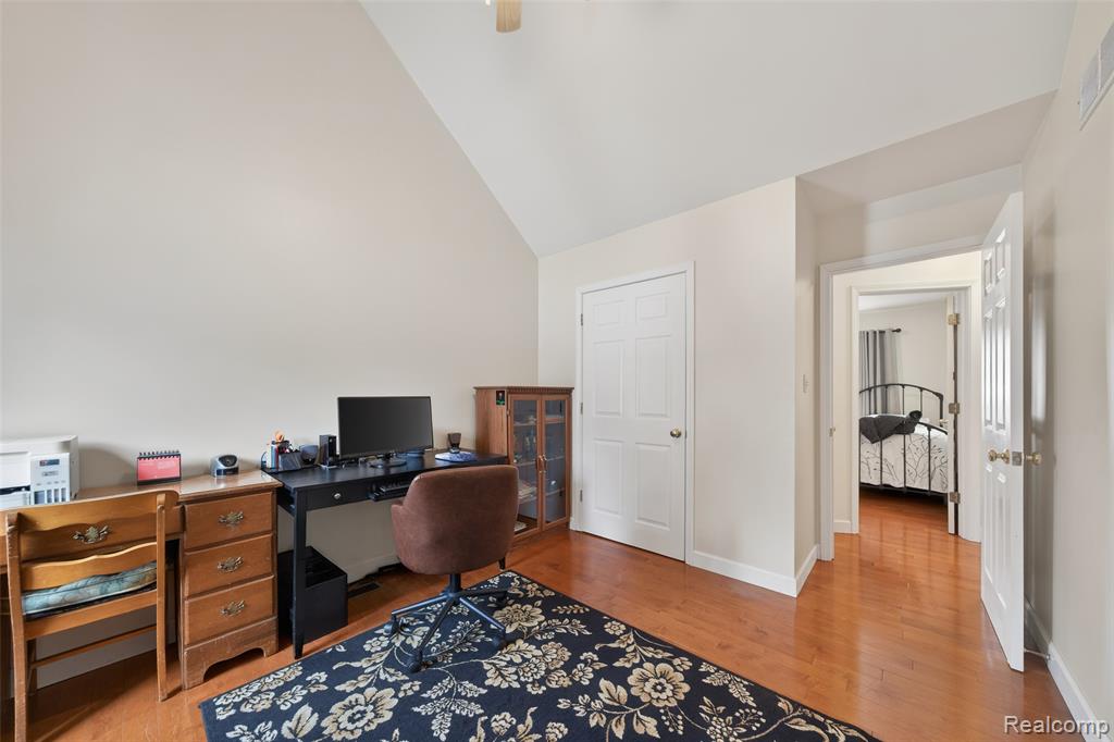 2311 Richwood Road, Auburn Hills, MI 48326 — Photo 13