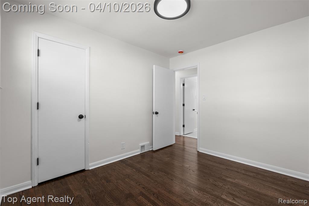12751 Oak Park Boulevard, Oak Park, MI 48237 — Photo 17