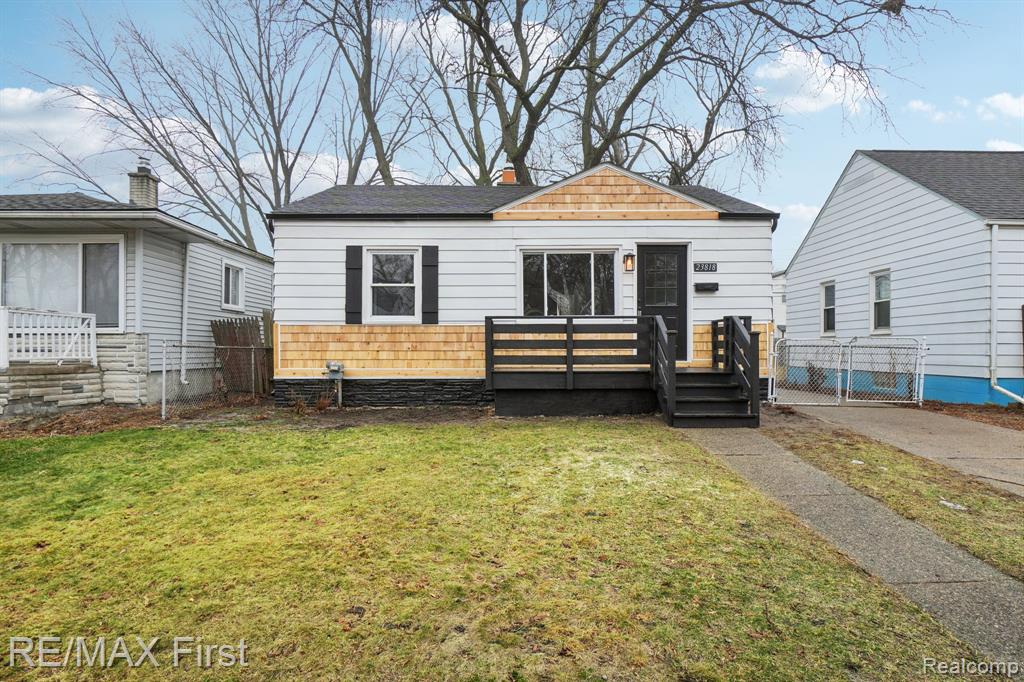 23818 Tawas Avenue, Hazel Park, MI 48030 — front exterior