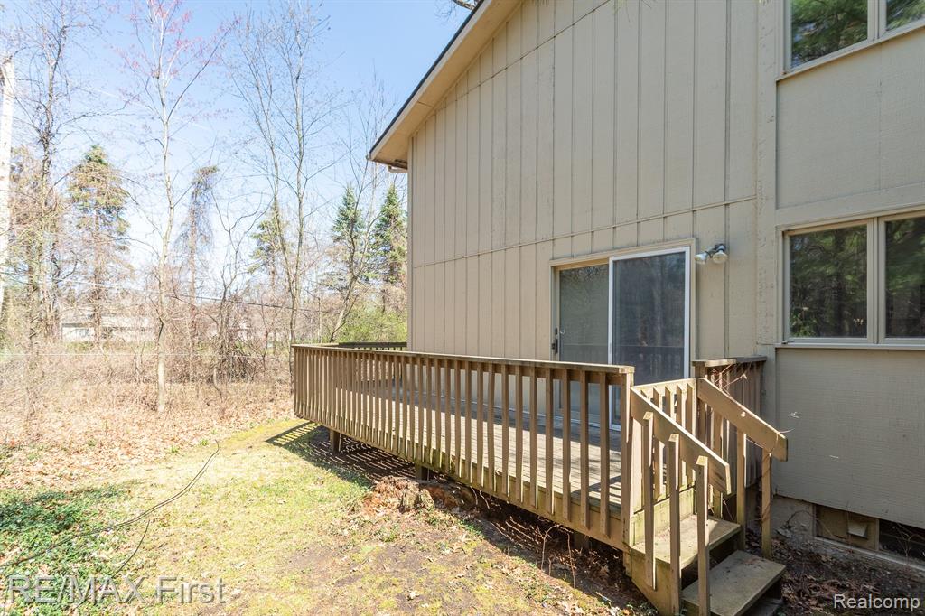 6620 RED CEDAR Lane, West Bloomfield, MI 48324 — Photo 9