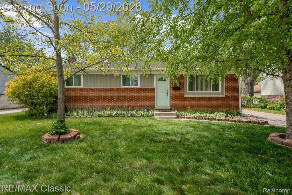 15586 Oakbrook Street, Romulus, MI 48174 — Photo 48