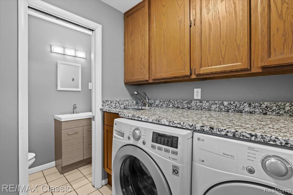 4806 Surfwood Drive, Commerce Twp, MI 48382 — Photo 33