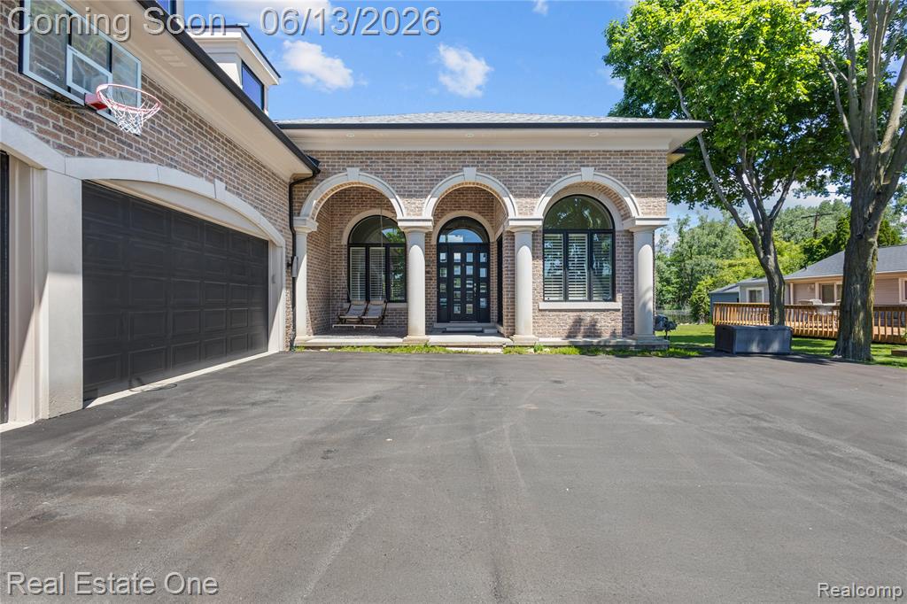 2428 Pine Lake Road, West Bloomfield, MI 48324 — Photo 6