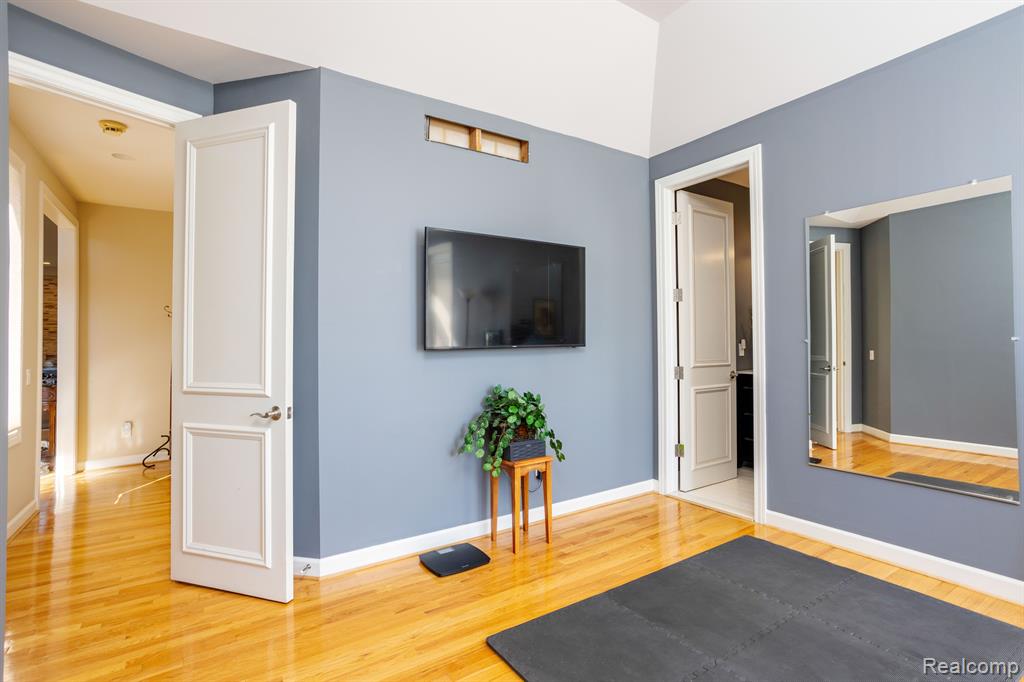 5130 OAKBROOKE Drive, West Bloomfield, MI 48323 — Photo 15