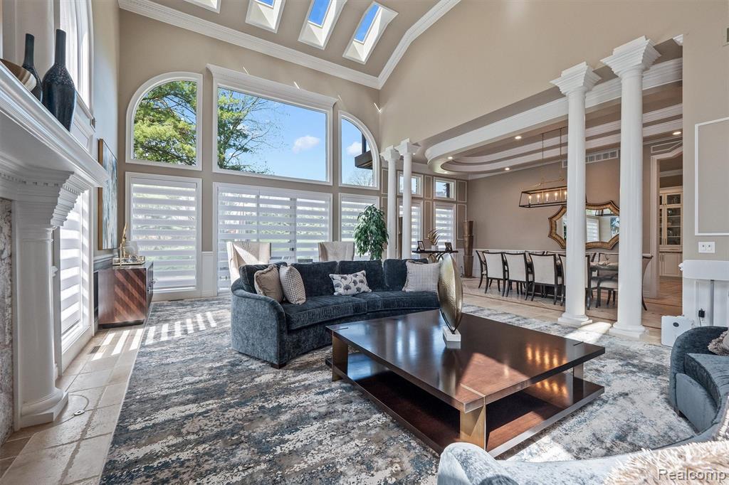 6608 Minnow Pond Drive, West Bloomfield, MI — Photo 8