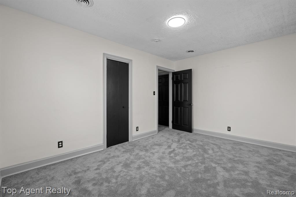 16204 Wisconsin Street, Detroit, MI 48221 — Photo 19