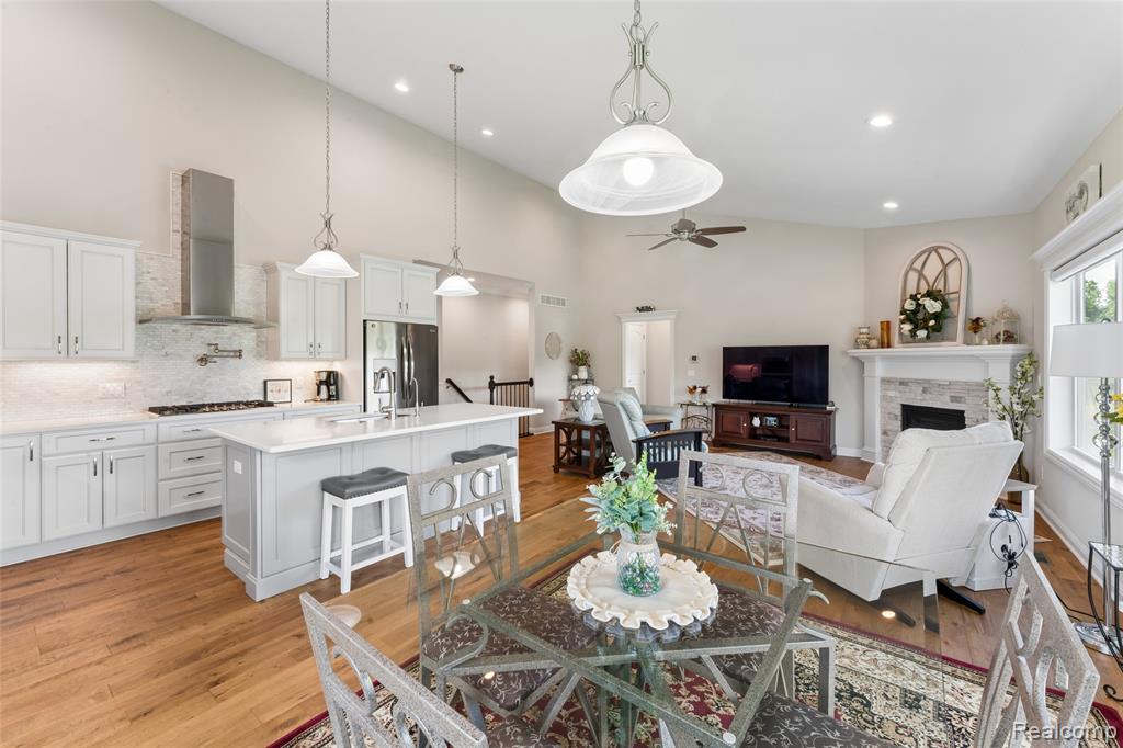 4800 Chestnut Springs Drive, Howell, MI 48843 — Photo 11