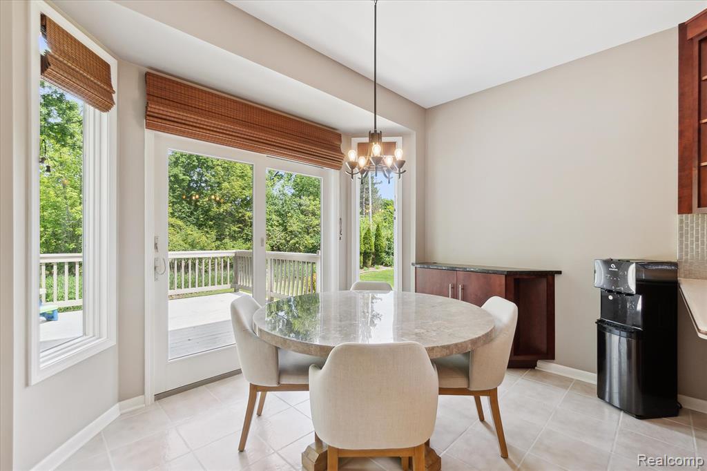 672 Morningside Drive, Grand Blanc, MI 48439 — Photo 15