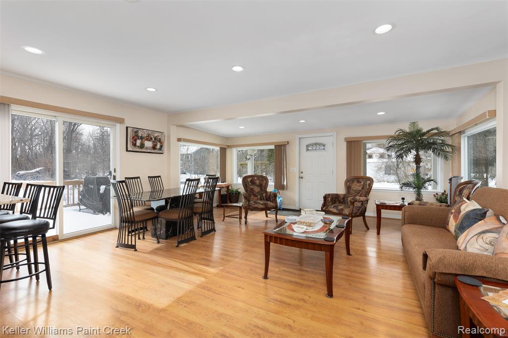 5615 Loveland Street, West Bloomfield, MI — Photo 4