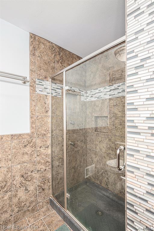 4453 RACEWOOD Drive, Commerce Twp, MI 48382 — Photo 15