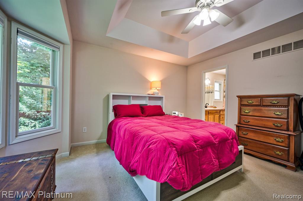 5512 Hidden Oaks Circle, Linden, MI 48451 — Photo 19