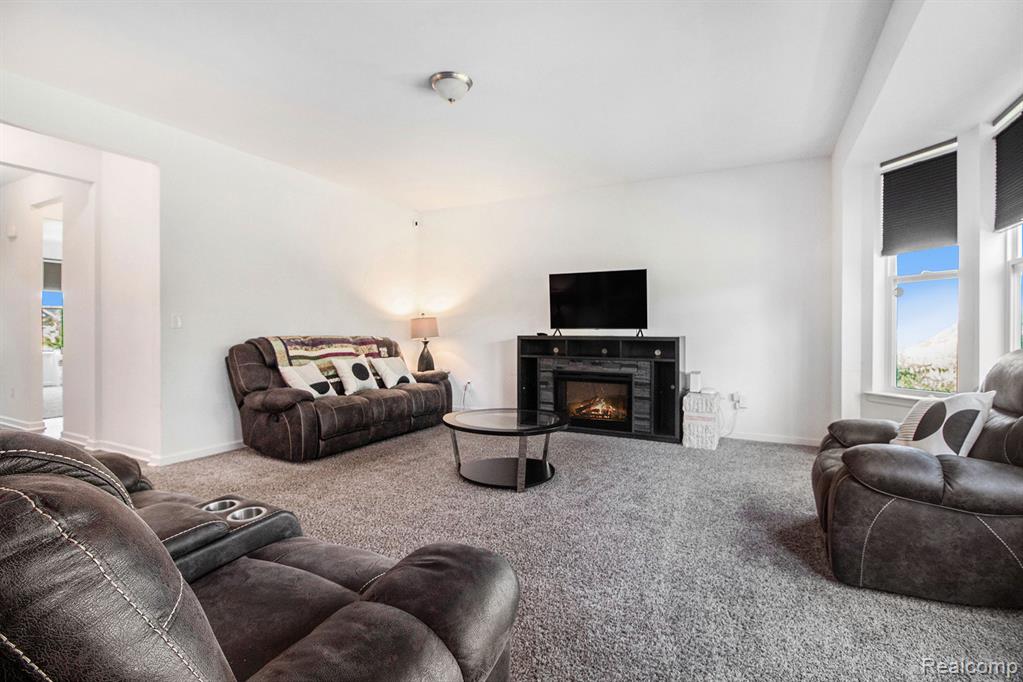 9301 White Tail Drive, Ypsilanti, MI 48197 — Photo 6