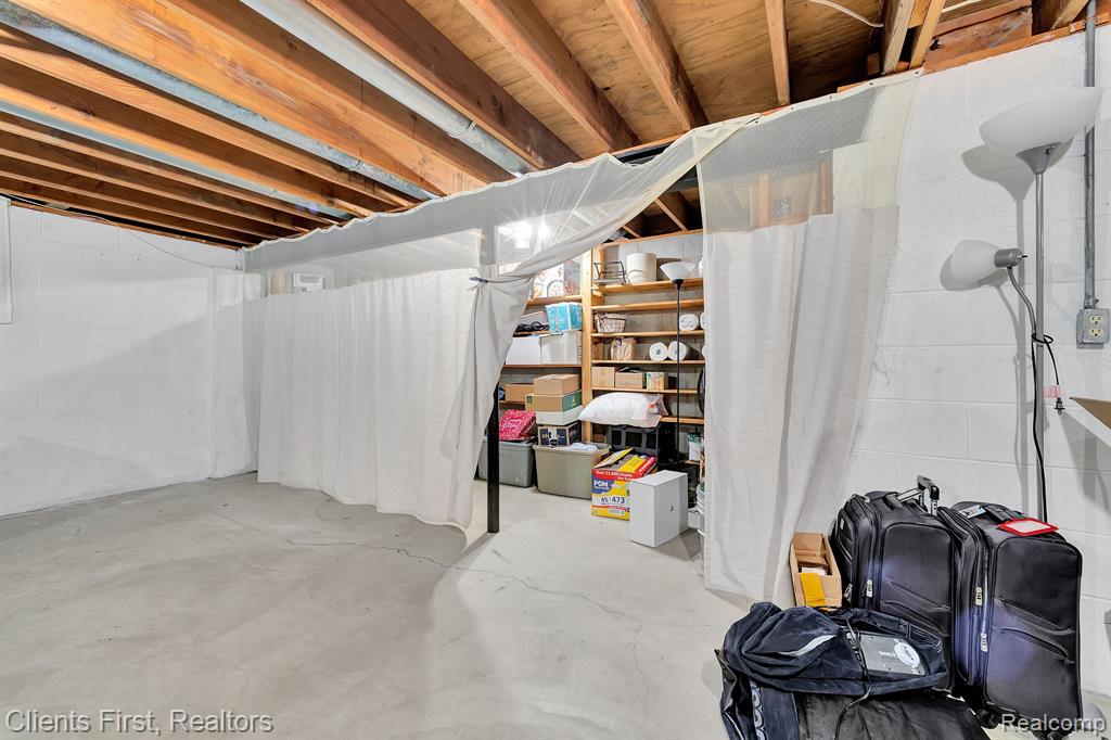 4630 DENTON Road, Canton, MI 48188 — Photo 45