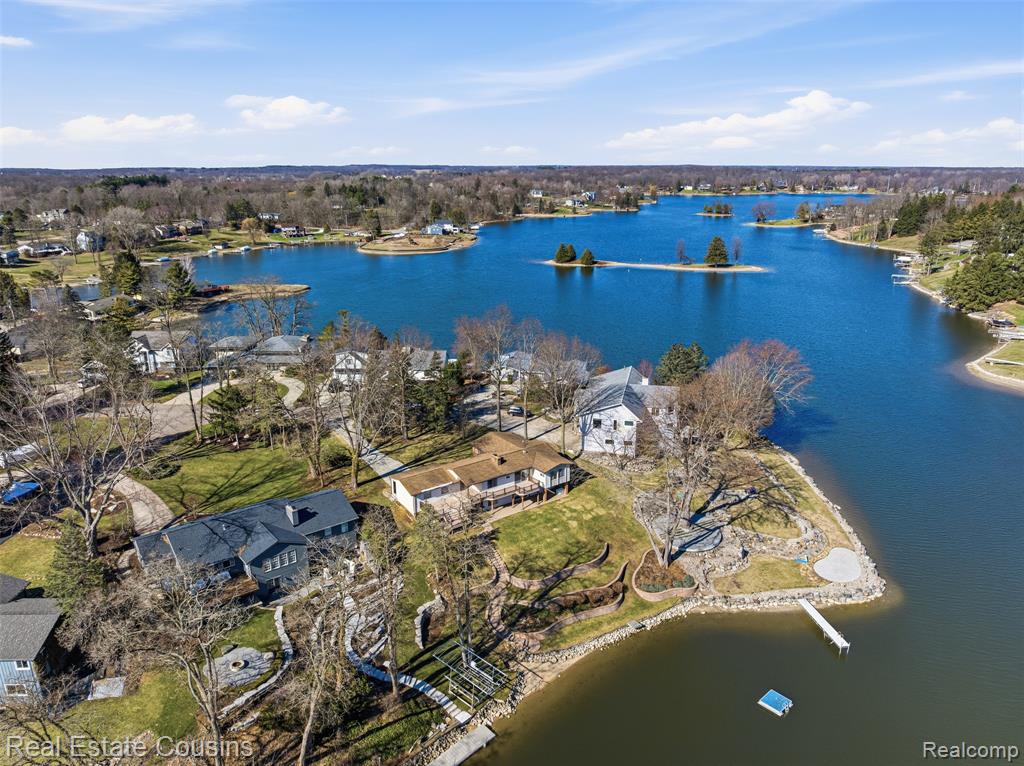 8028 Ore Knob Drive, Fenton, MI 48430 — Photo 10