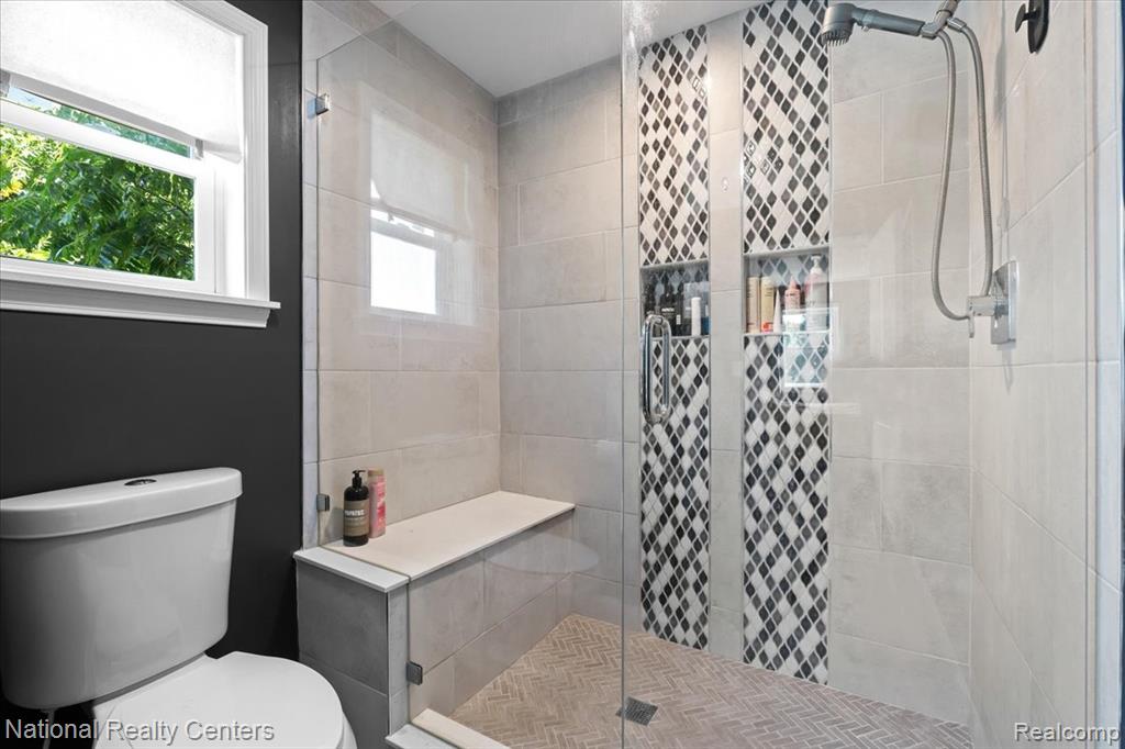 205 Lakeview Street, Holly, MI 48442 — Photo 18