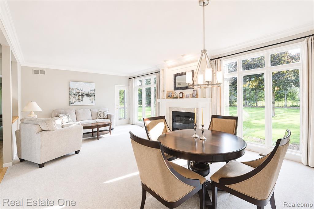 716 Bristol Lane - Photo 4