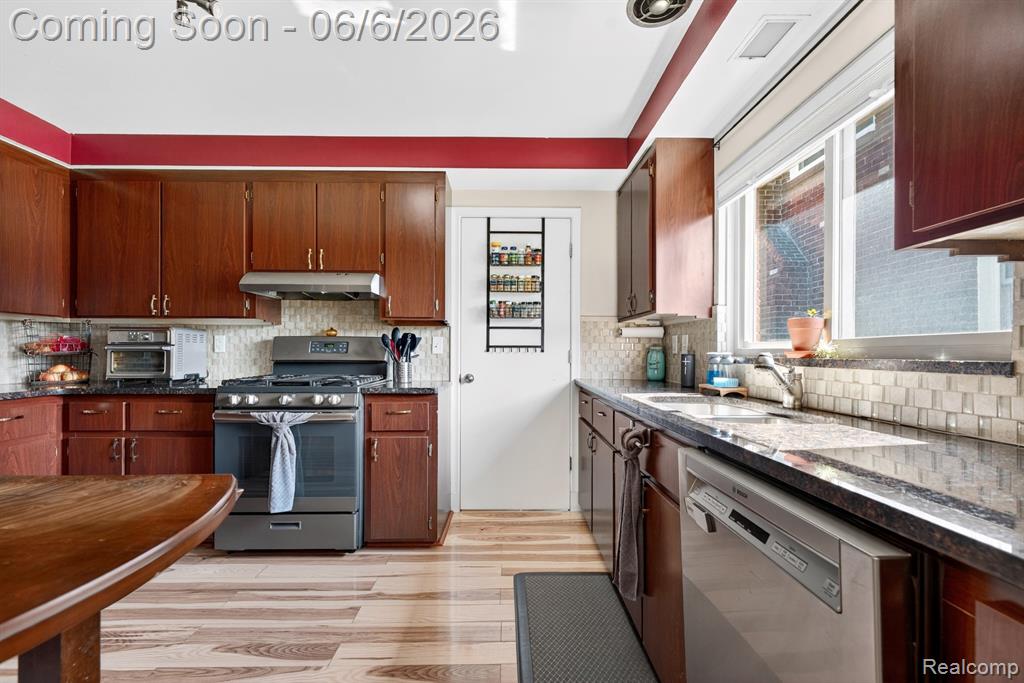 1710 23rd Street, Wyandotte, MI 48192 — Photo 12